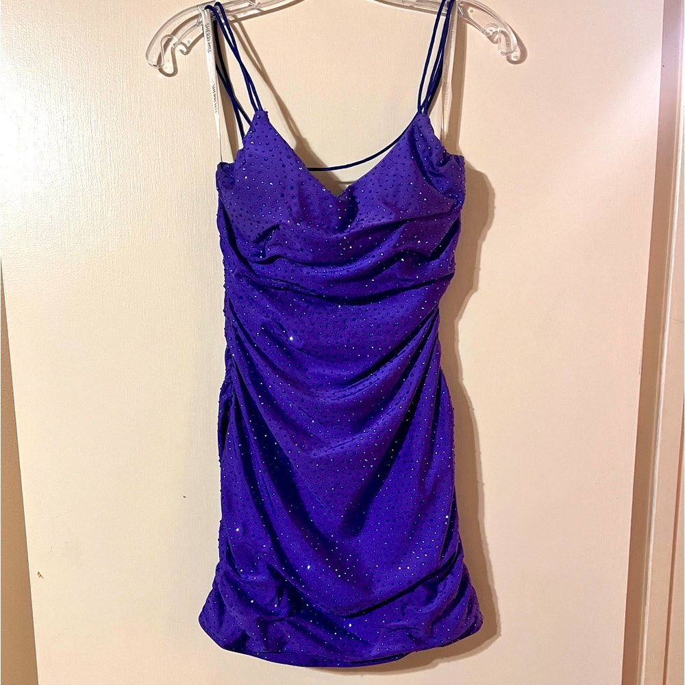 Blue/purple sparkly body con prom/homecoming dress